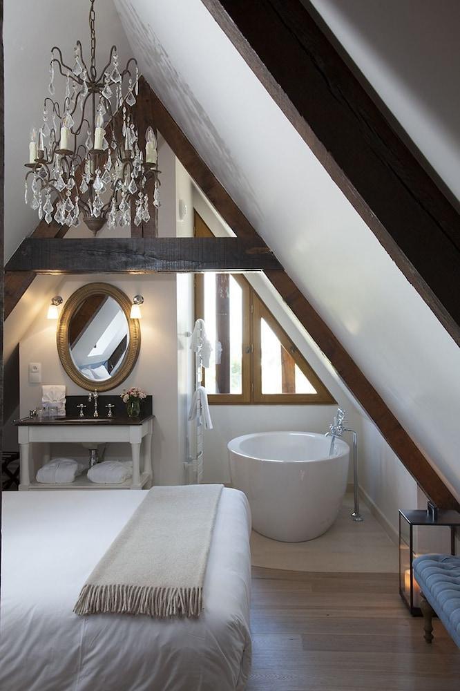 Manoir De Surville Surville  Экстерьер фото